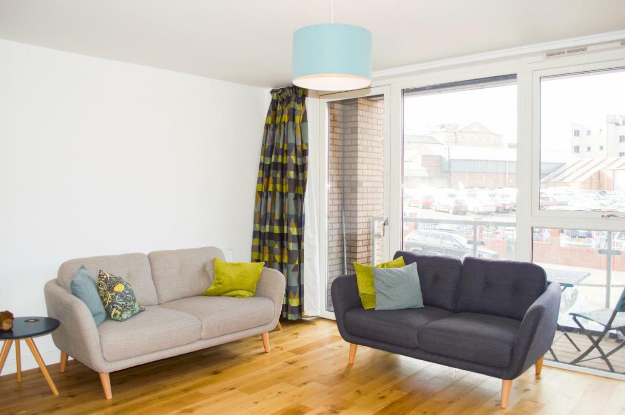 Modern Home By Leith Walk Edimburgo Exterior foto